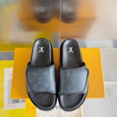 Louis Vuitton Slippers